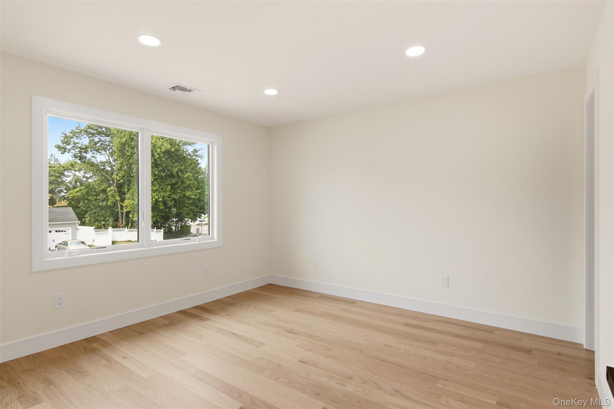 31 Underhill Avenue – For Sale photo 20