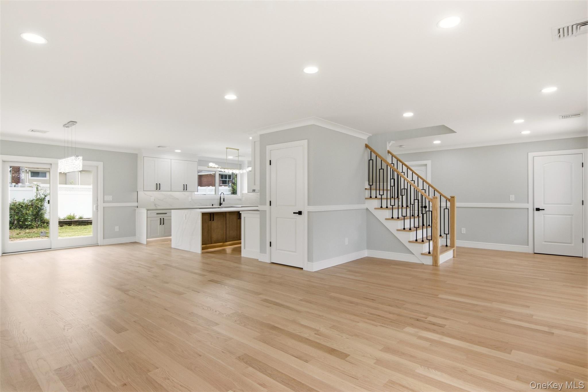 31 Underhill Avenue – For Sale photo 9