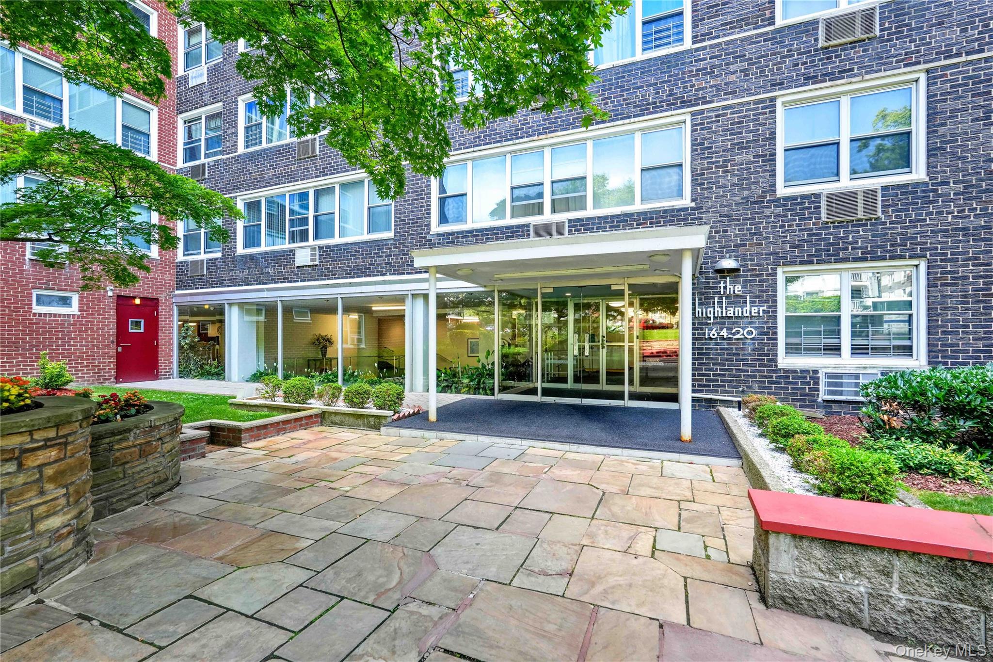 164-20 Highland Avenue, Unit 5S photo 2