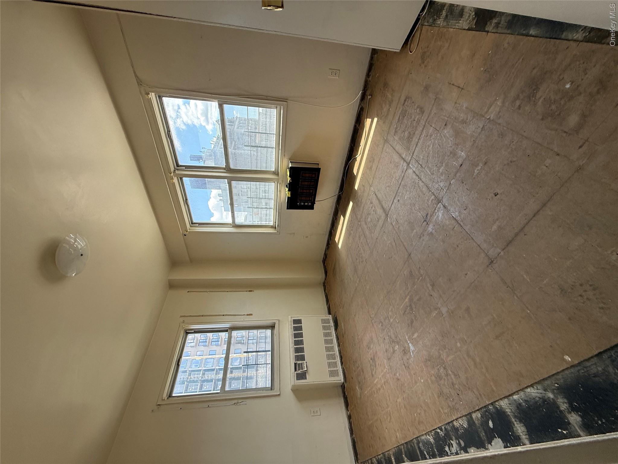 160-10 89th Avenue, Unit 9E photo 11