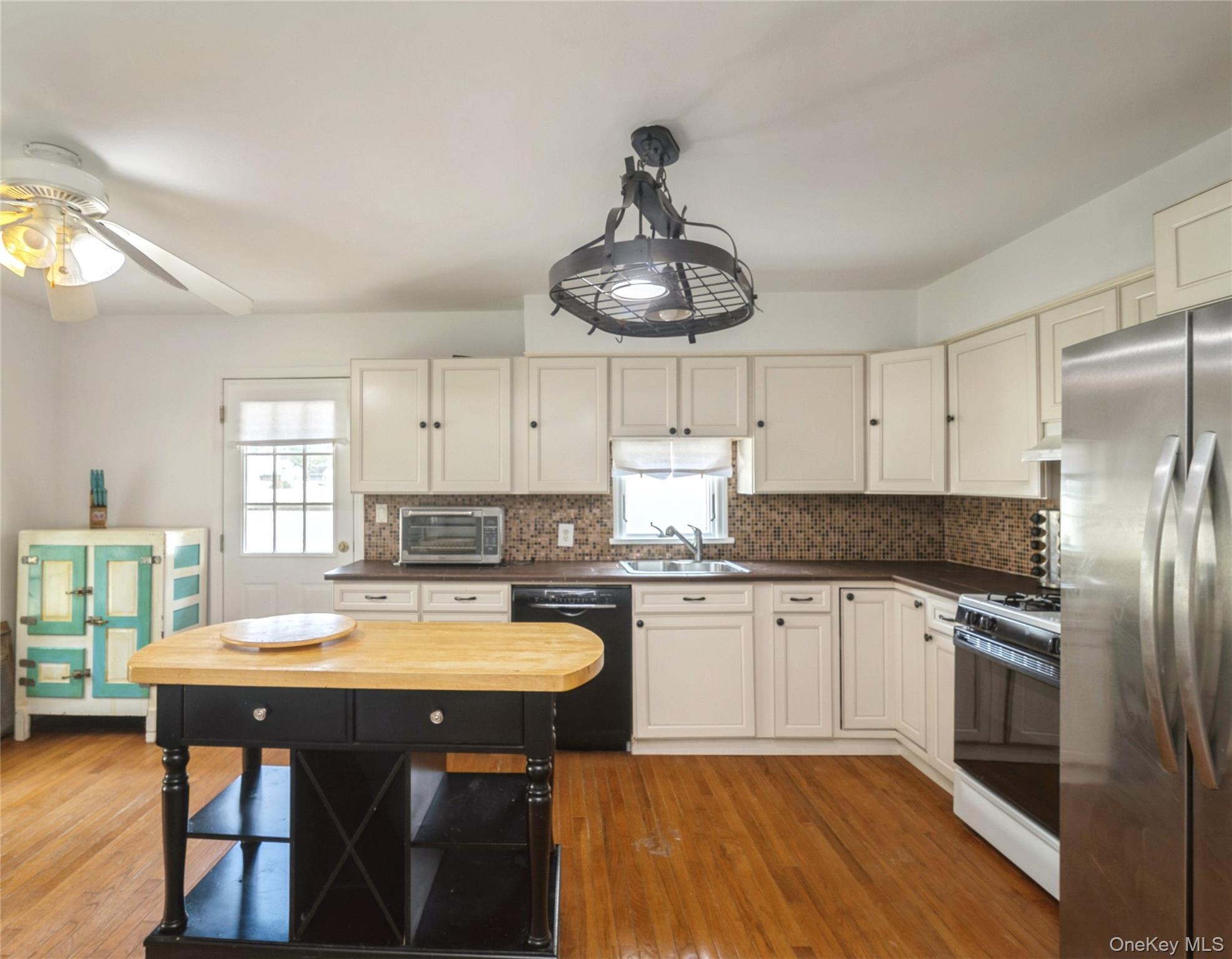 12 Larry Road – For Sale photo 20