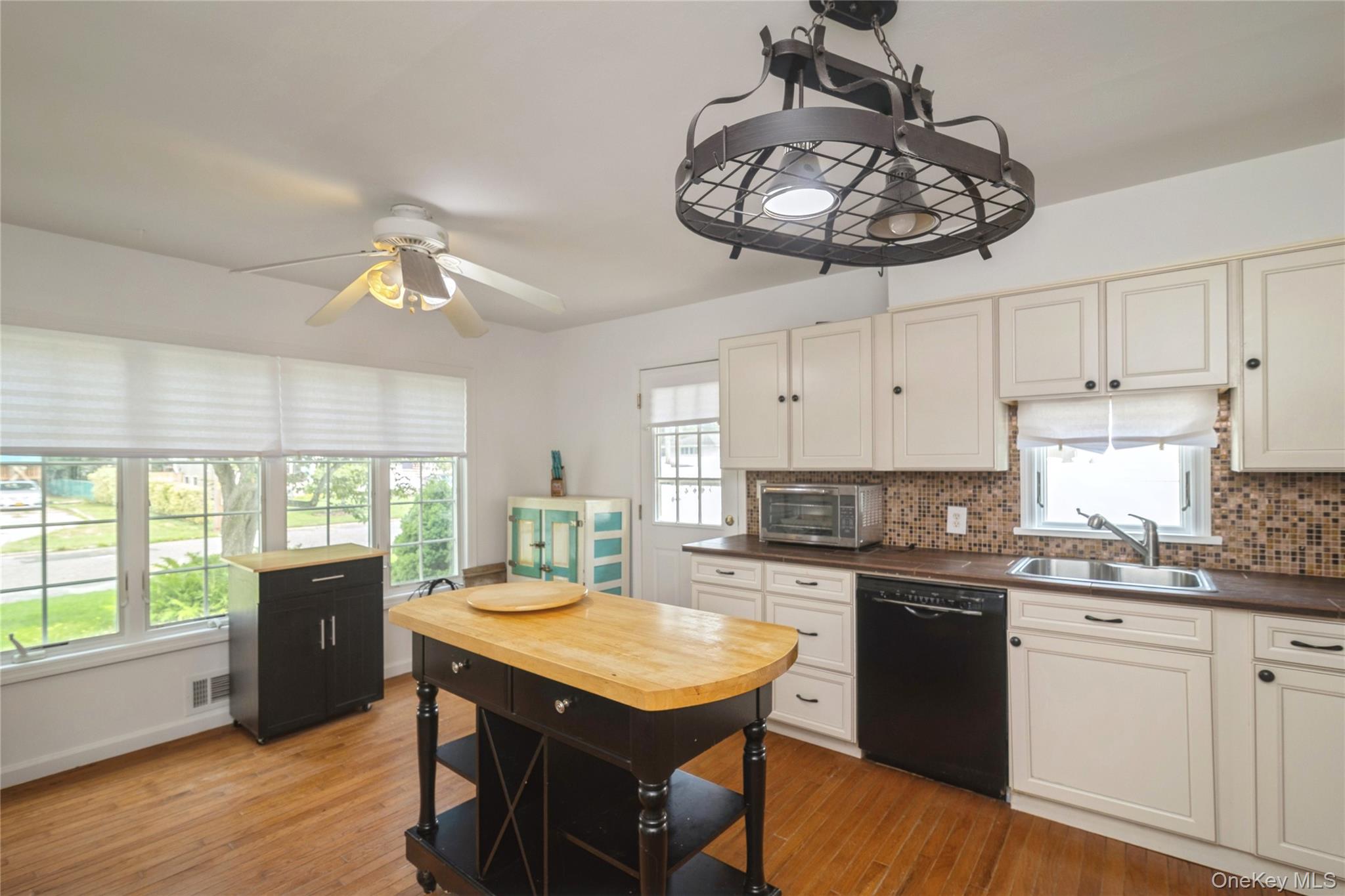 12 Larry Road – For Sale photo 22
