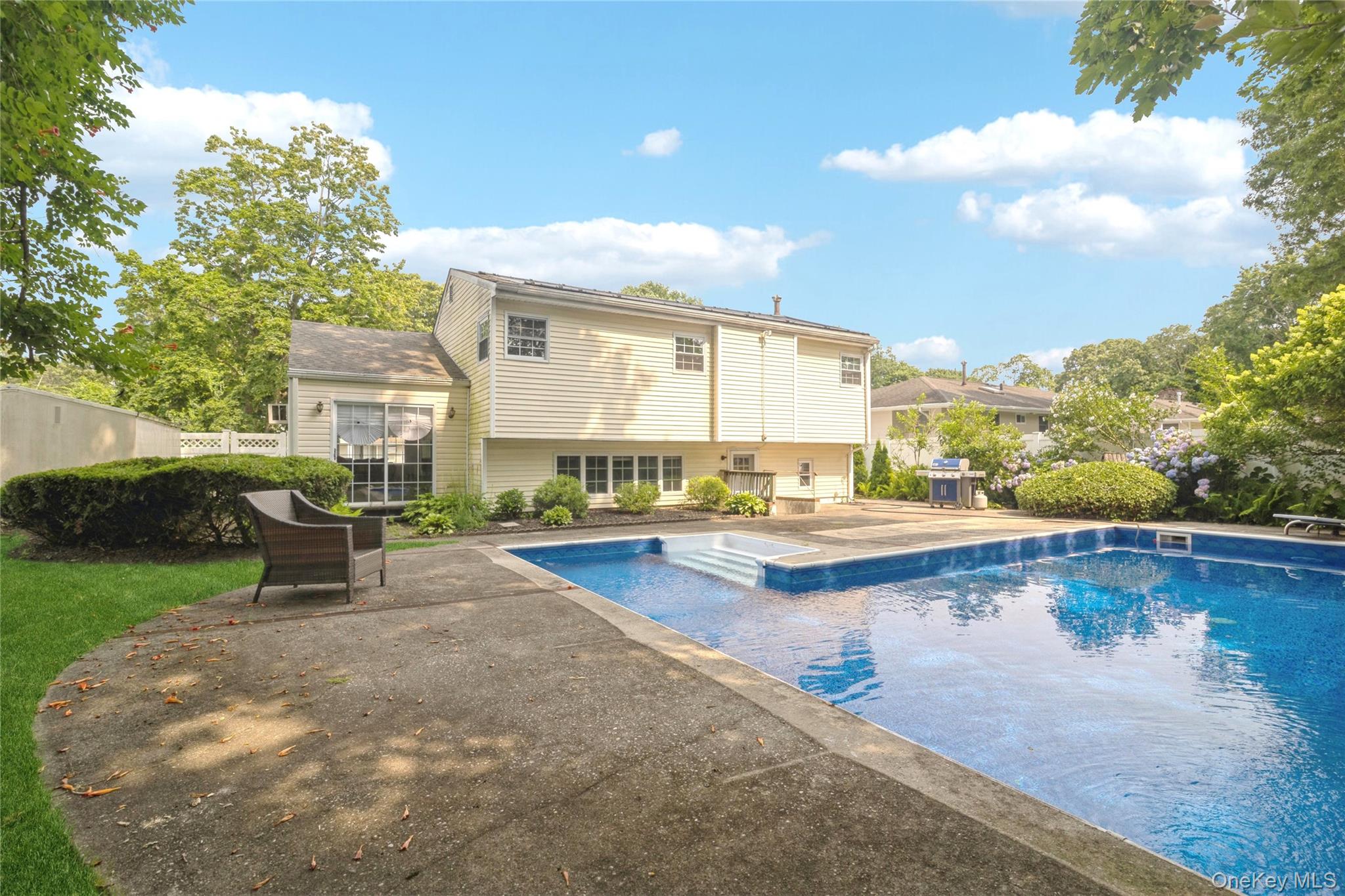 12 Larry Road – For Sale photo 42