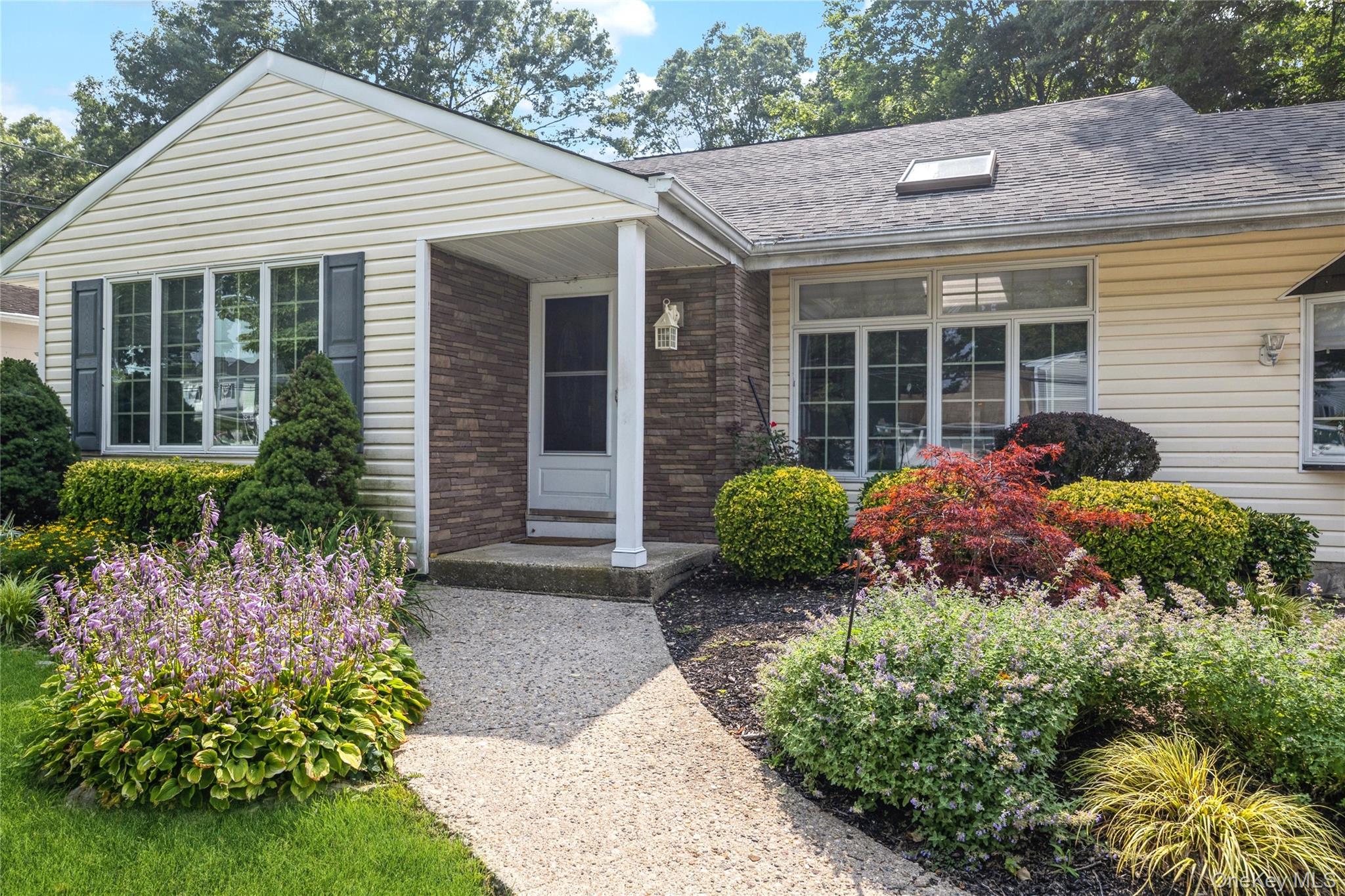 12 Larry Road – For Sale photo 6