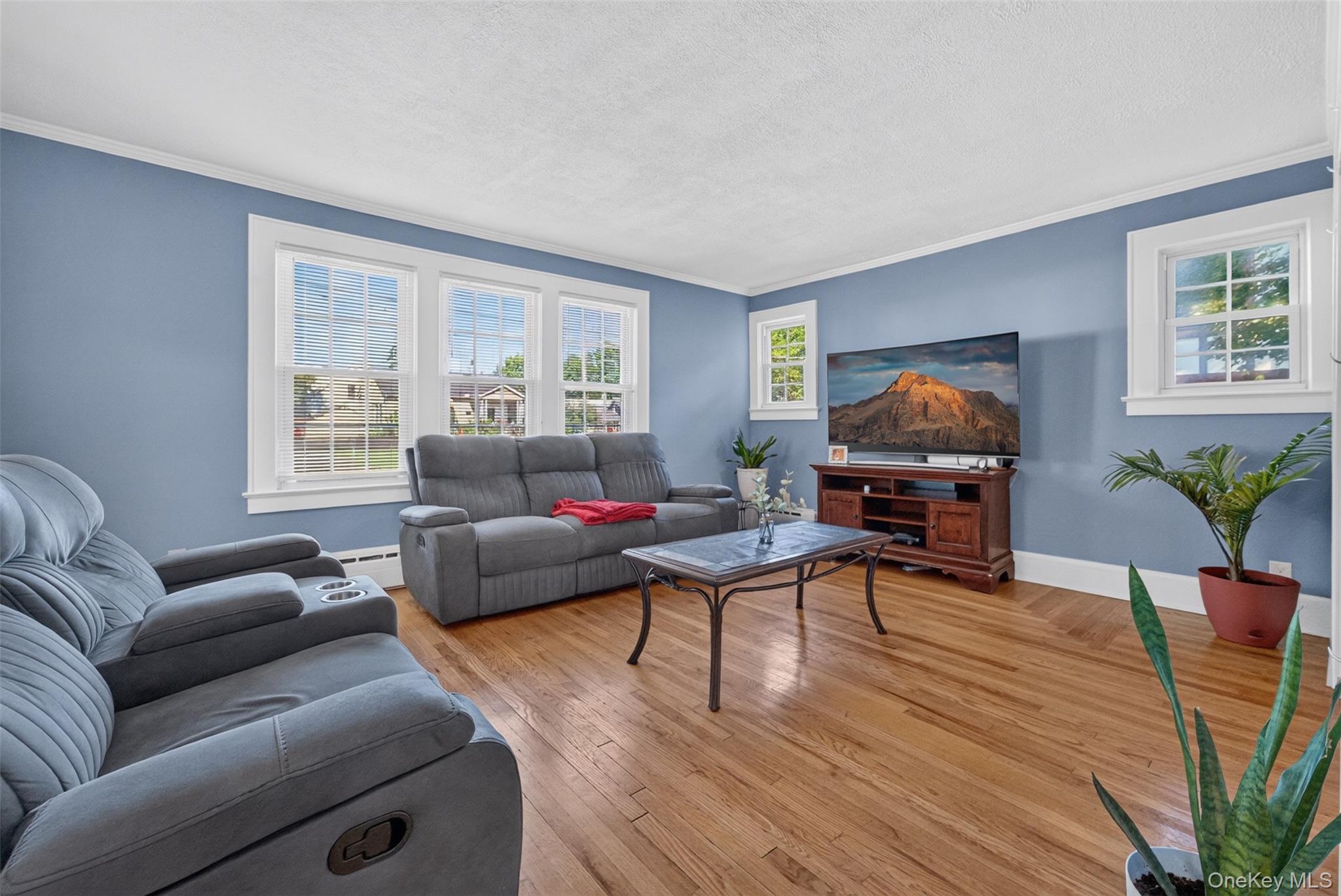 34 Adams Avenue – For Sale photo 18