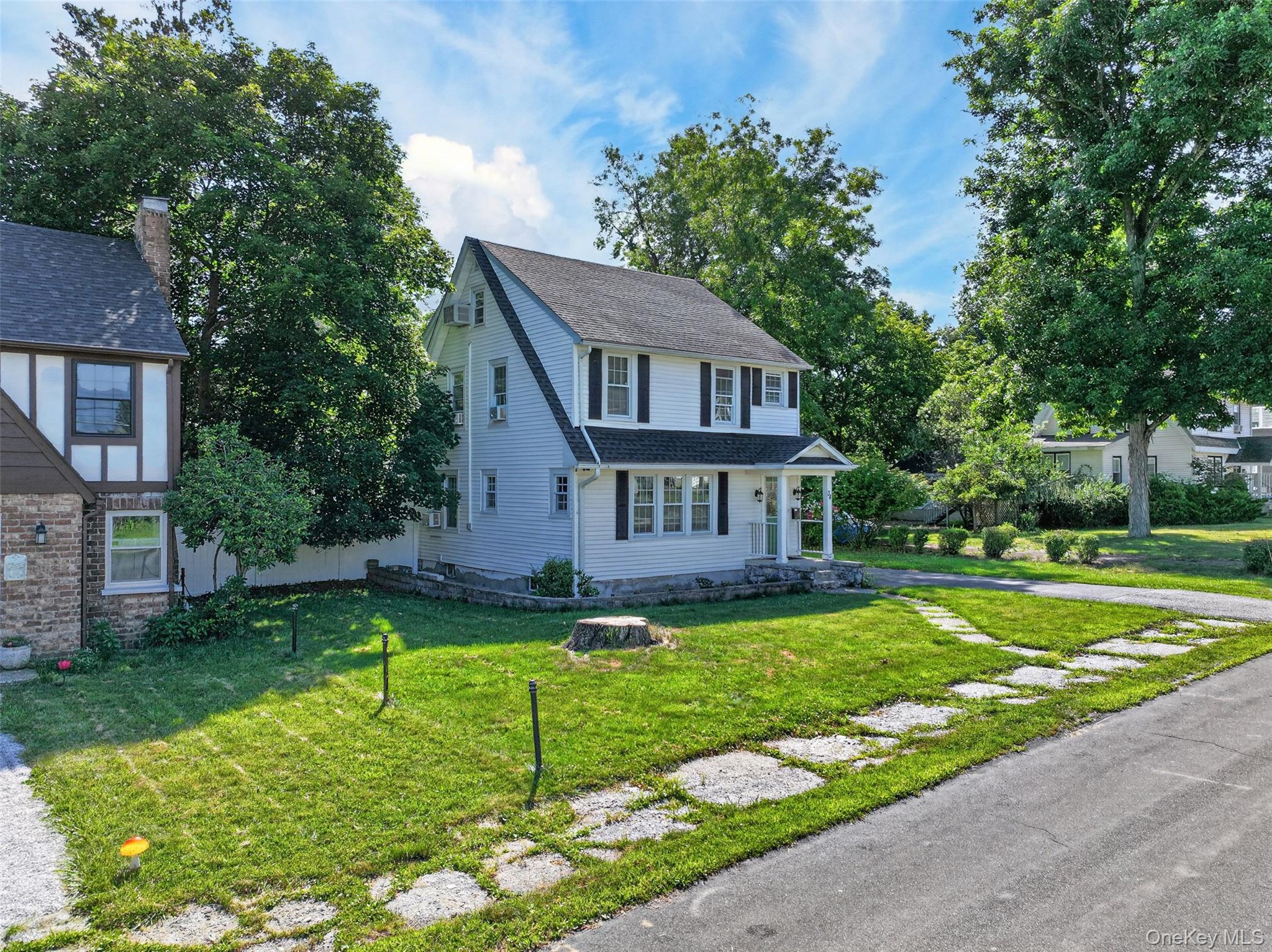 34 Adams Avenue – For Sale photo 4