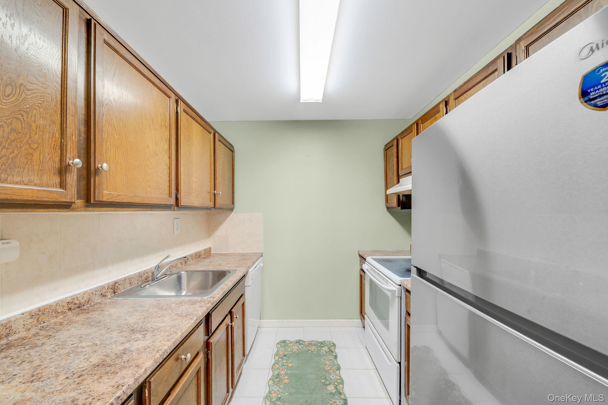 35 Richmond Boulevard, Unit 4B photo 17