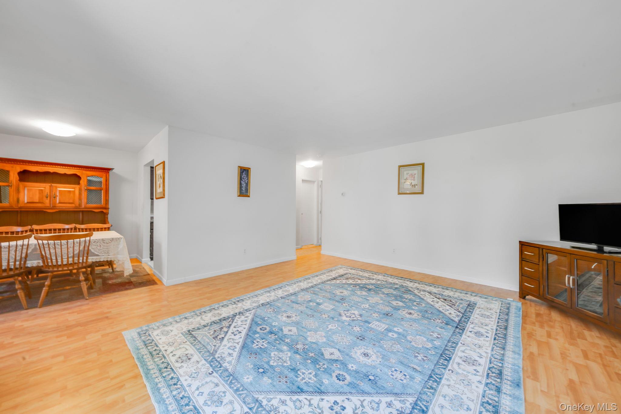35 Richmond Boulevard, Unit 4B photo 6
