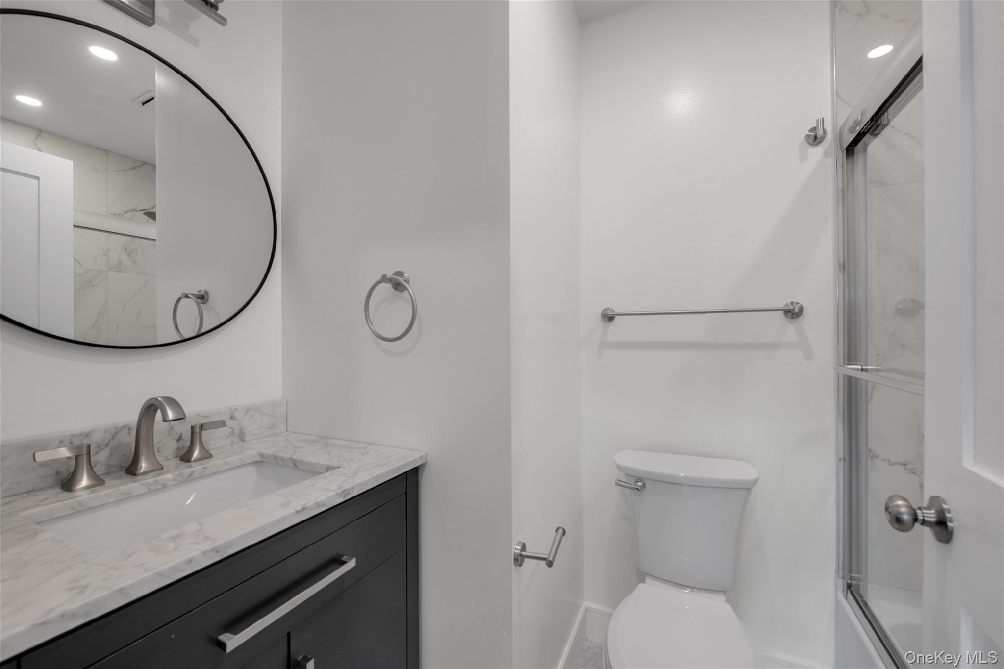 1 Manhasset Avenue, Unit B photo 21