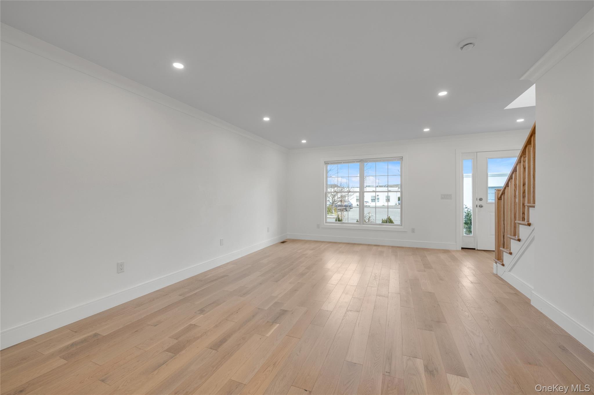 1 Manhasset Avenue, Unit B photo 10