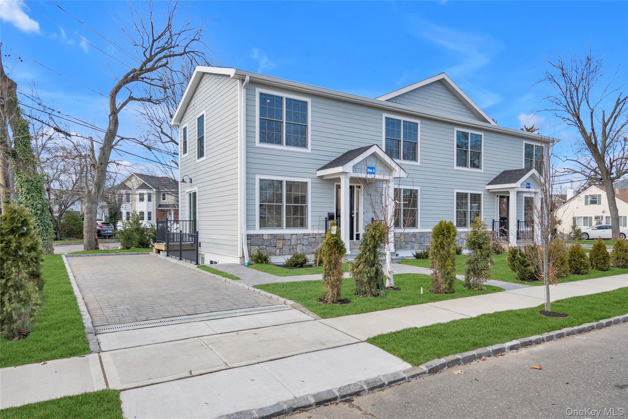 1 Manhasset Avenue, Unit B photo 3