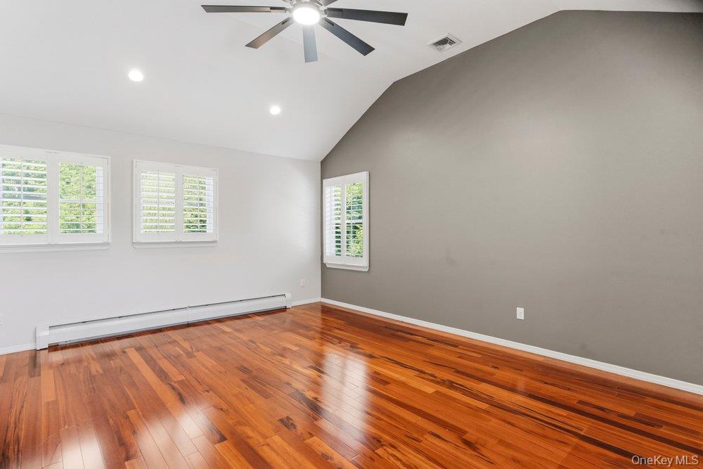15 Victoria Court – For Sale photo 25