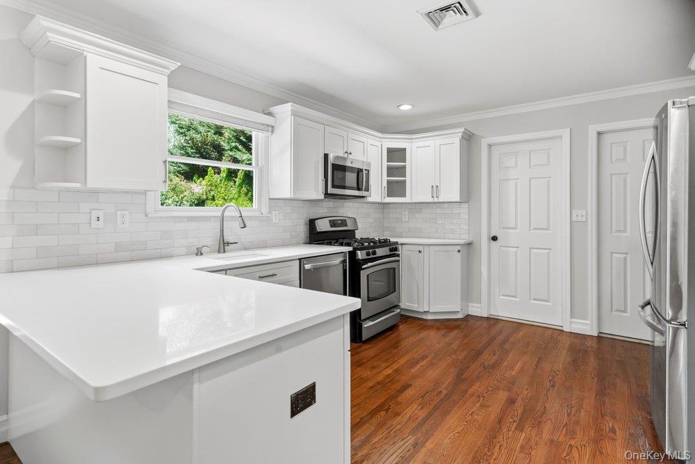15 Victoria Court – For Sale photo 8