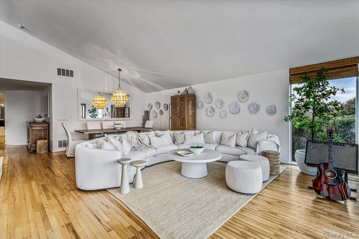 192 Dune Road – For Rent photo 8