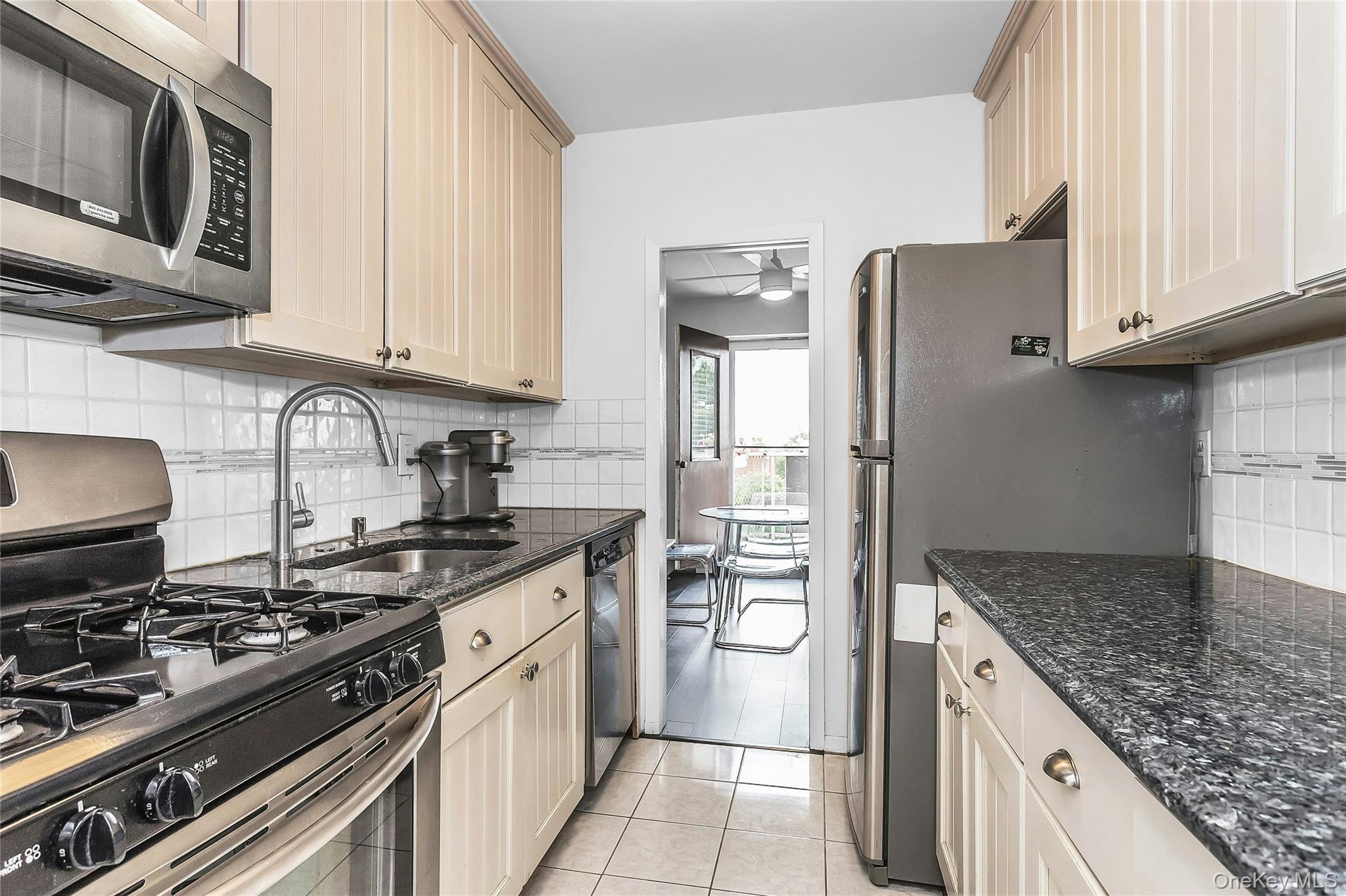 135 Post Avenue, Unit 6B photo 25