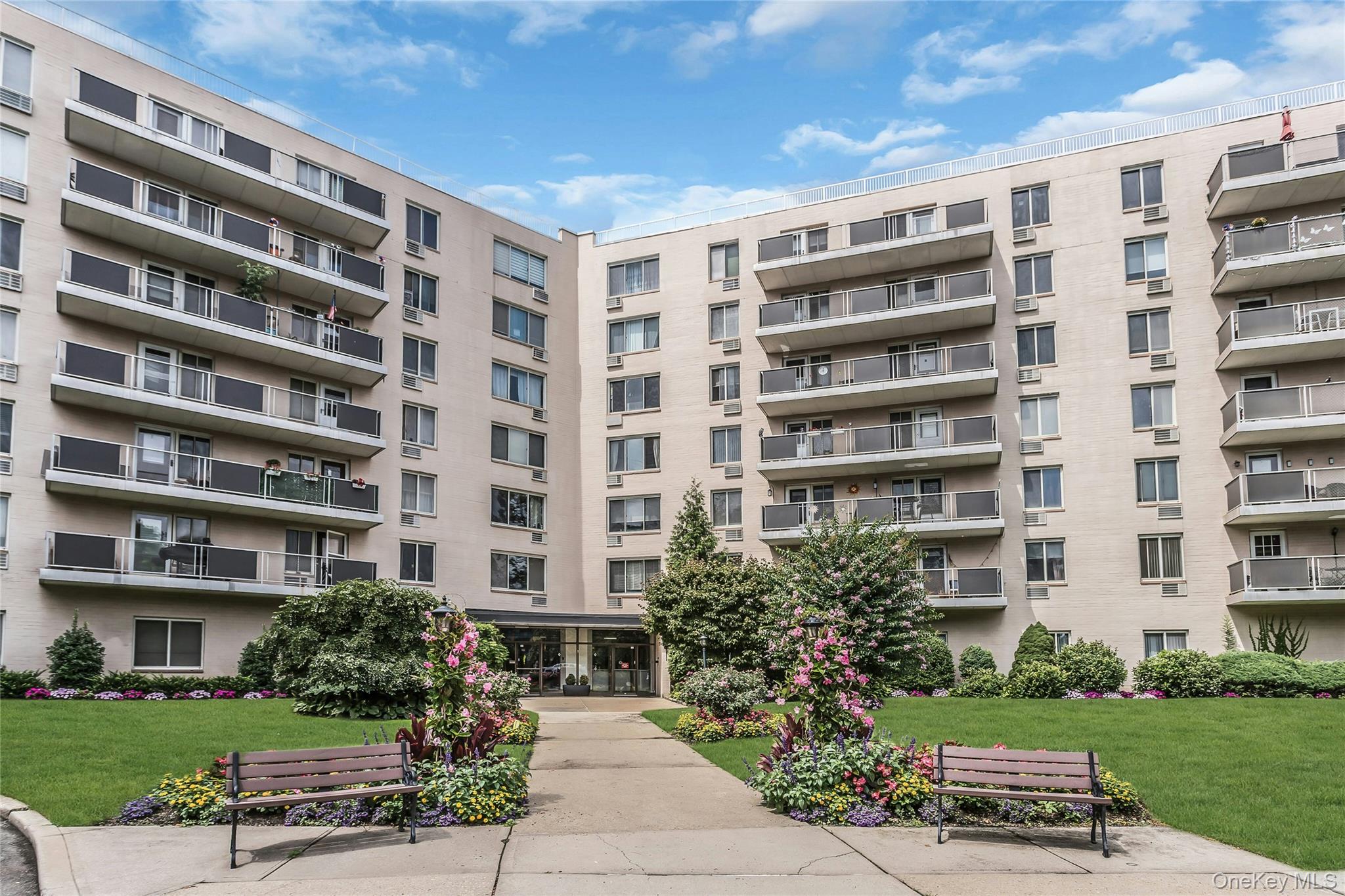 135 Post Avenue, Unit 6B