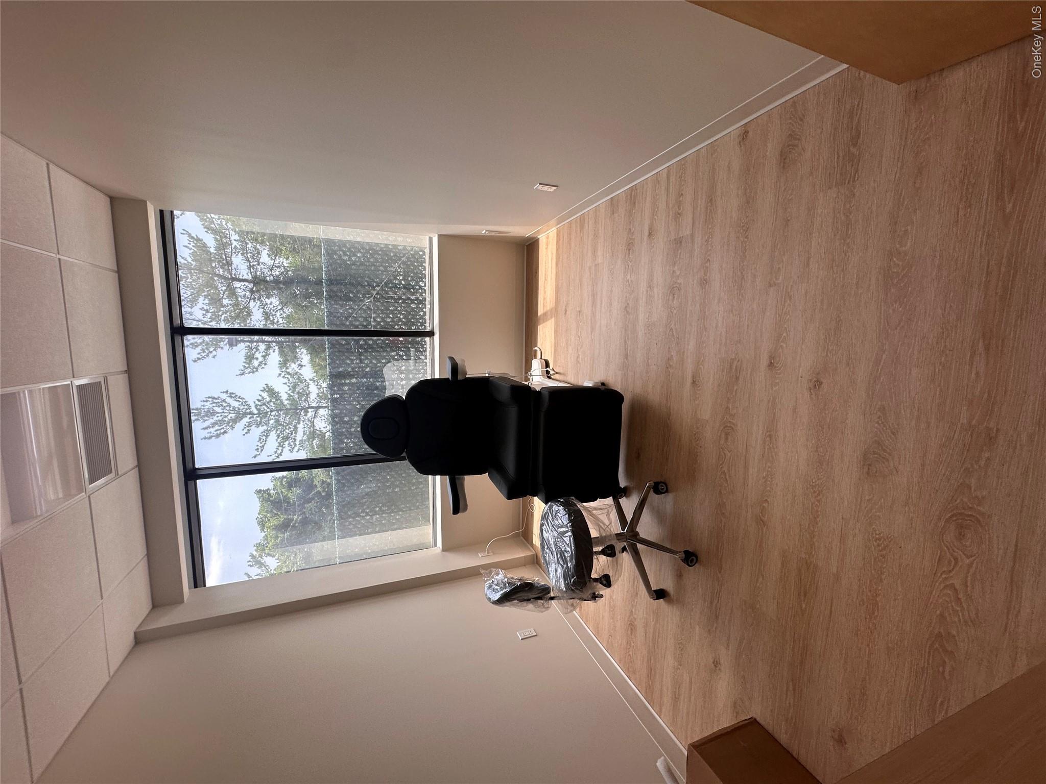 1000 Northern Boulevard, Unit 220 photo 20