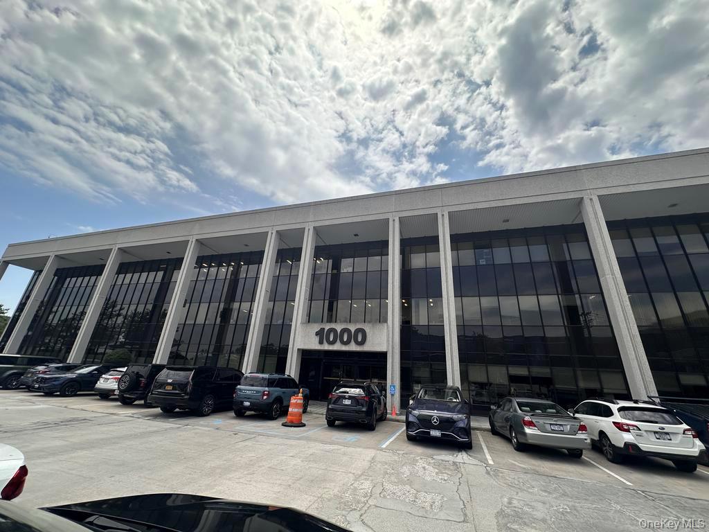 1000 Northern Boulevard, Unit 220