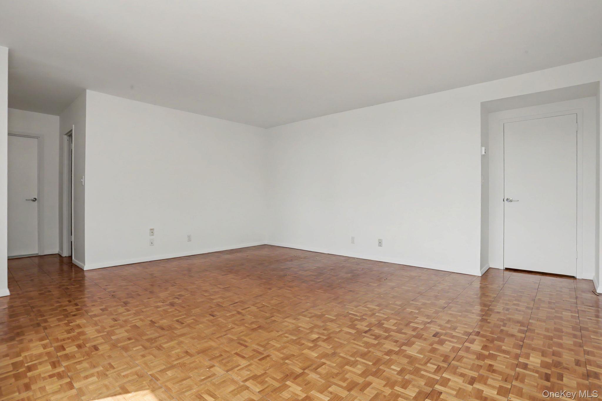 18 Shady Glen Court, Unit 403 photo 12