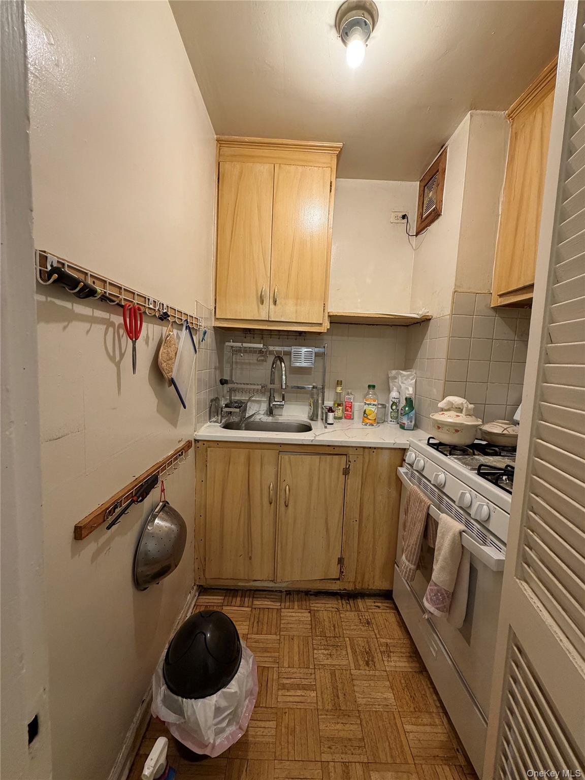 42-45 Kissena Boulevard, Unit 6B photo 5