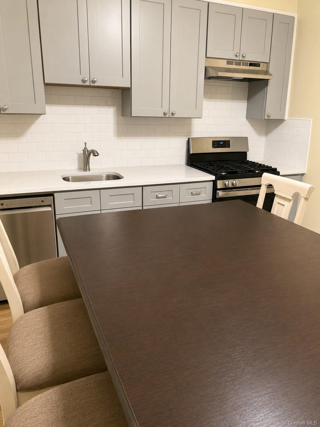 131 Lockwood Avenue – For Rent photo 5