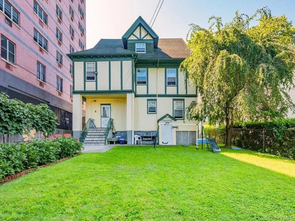 131 Lockwood Avenue – For Rent photo 3
