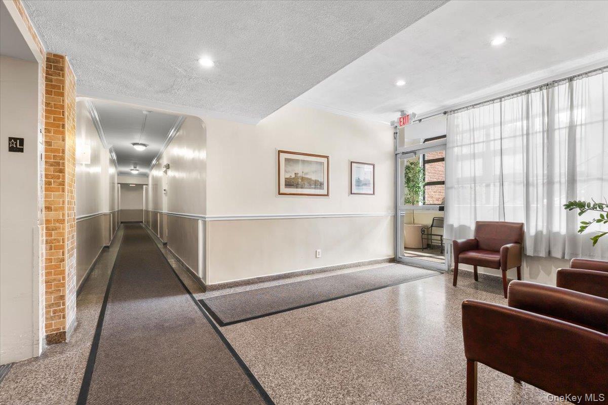 126 Church Street, Unit 6C photo 4
