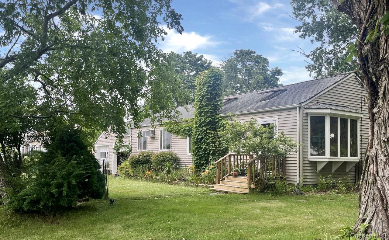 19 River Lane – For Sale