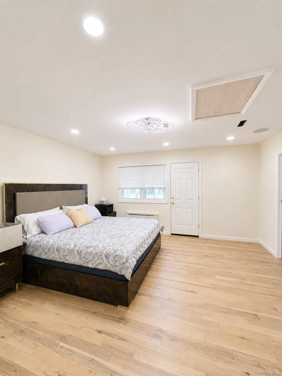 886 Woodmere Drive – For Sale photo 15