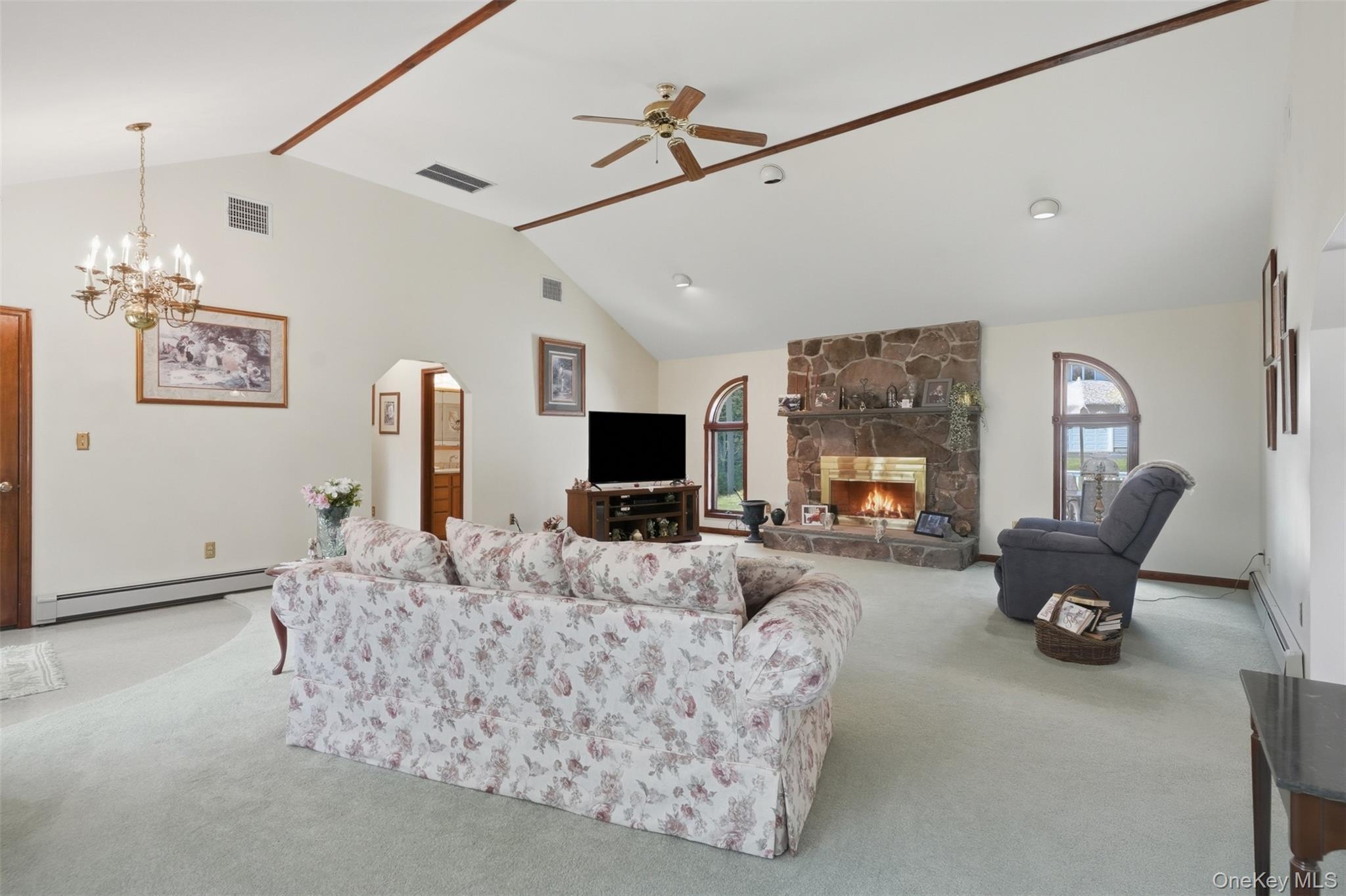 806 Peenpack Trail – For Sale photo 6
