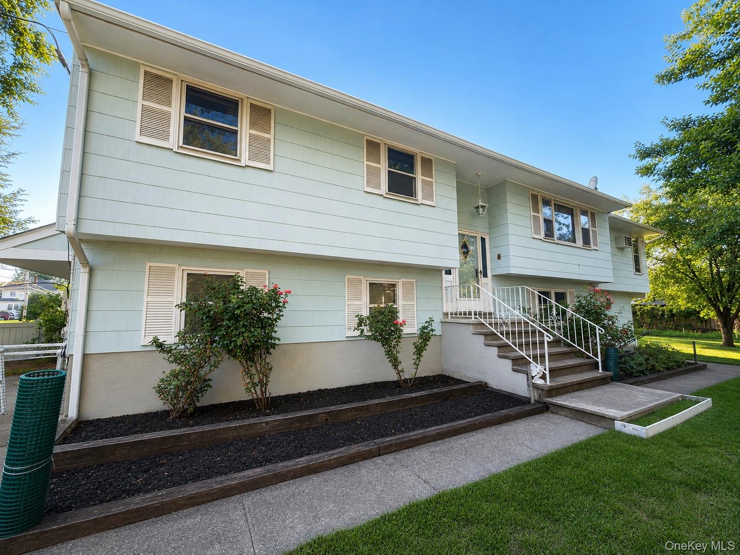14 Lafayette Avenue – For Sale photo 2