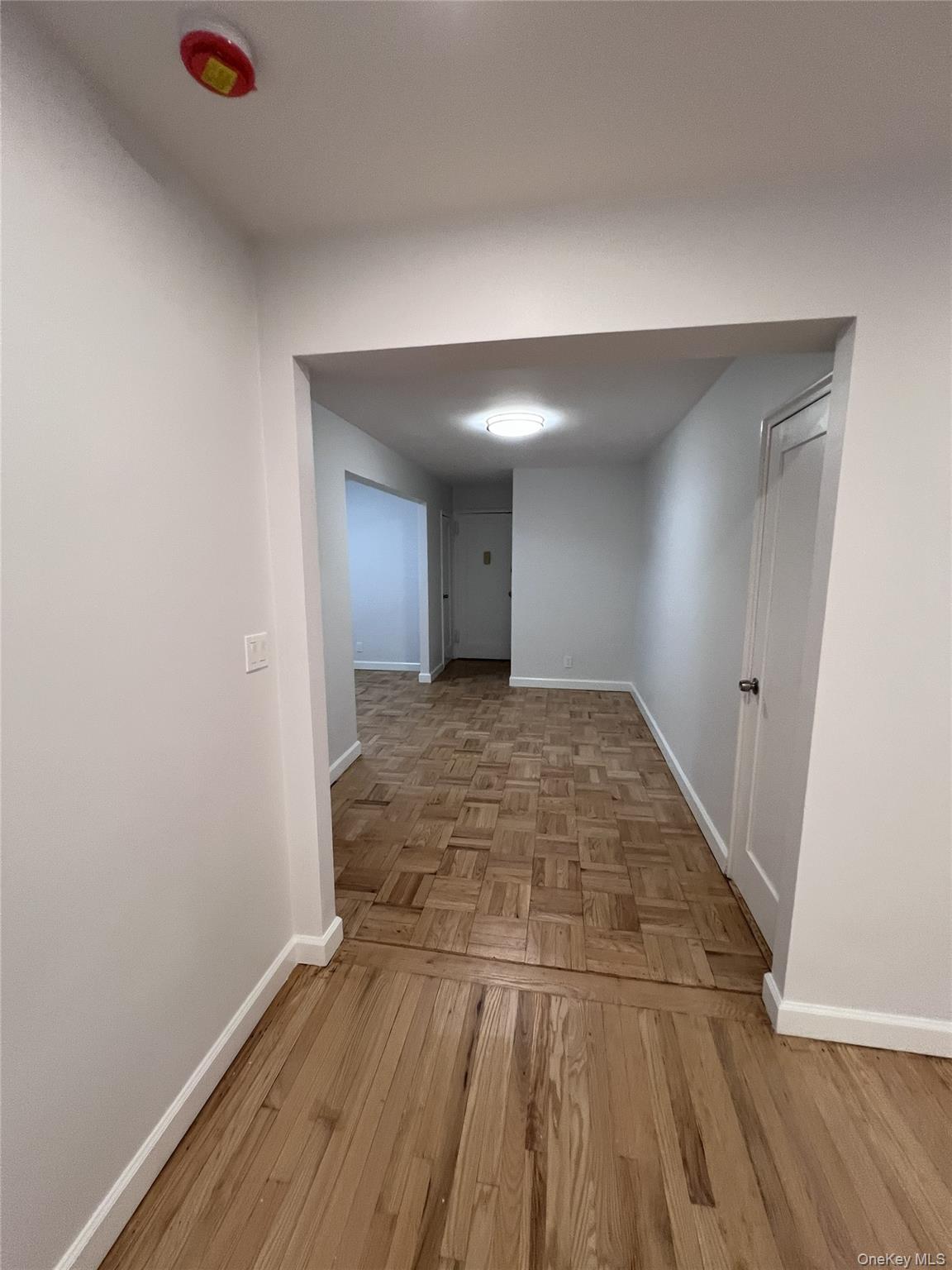 625 Gramatan Avenue, Unit 1A photo 9