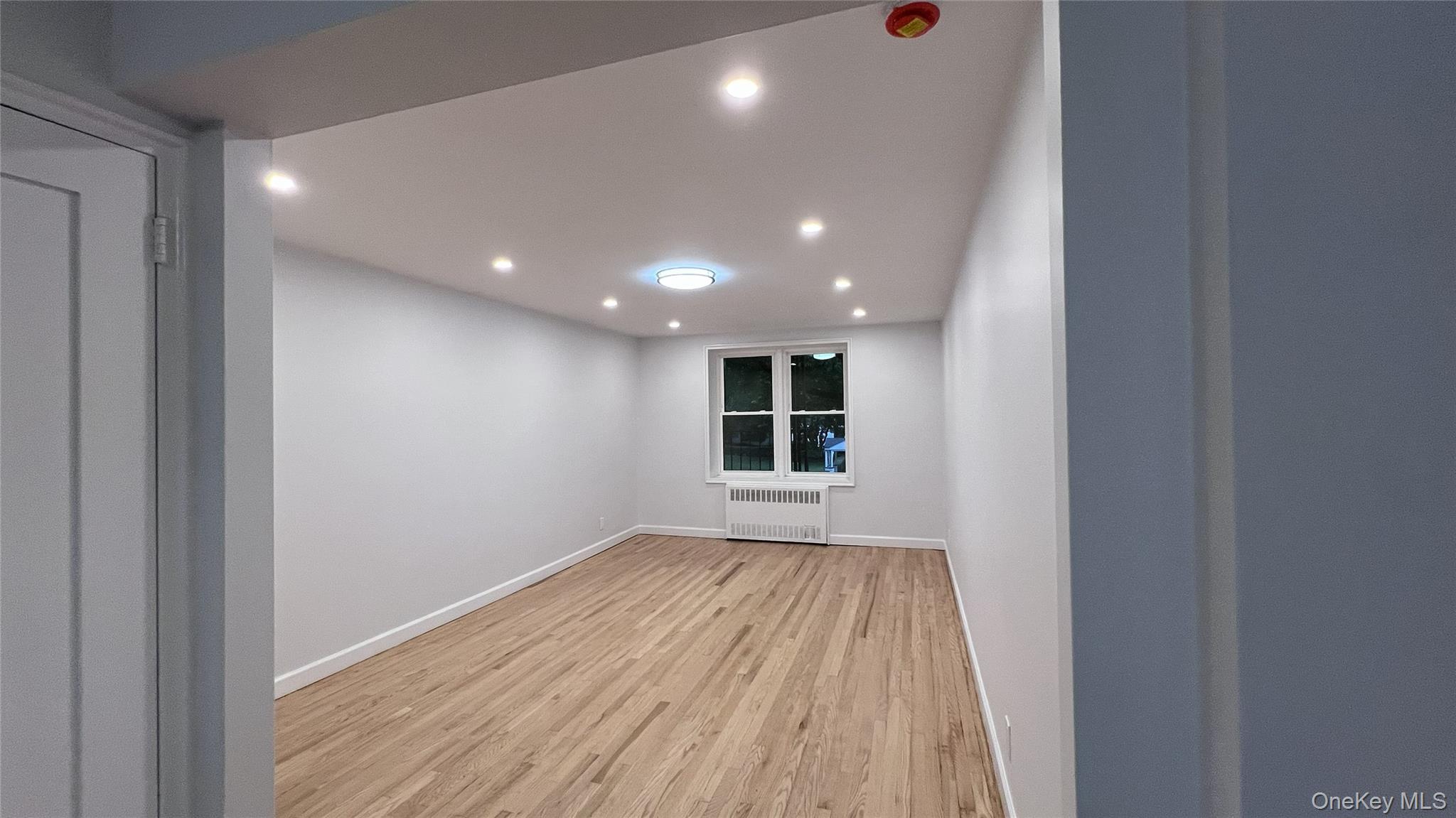 625 Gramatan Avenue, Unit 1A photo 10