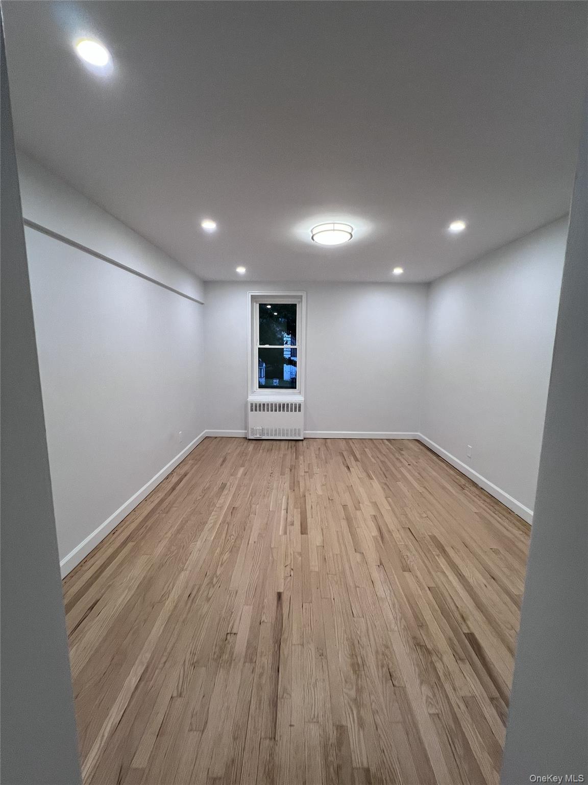 625 Gramatan Avenue, Unit 1A photo 13