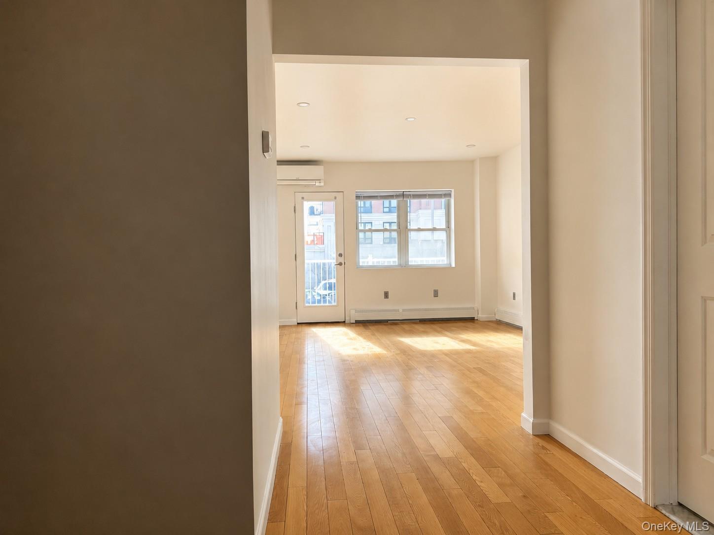251 W Broadway, Unit 210 photo 3