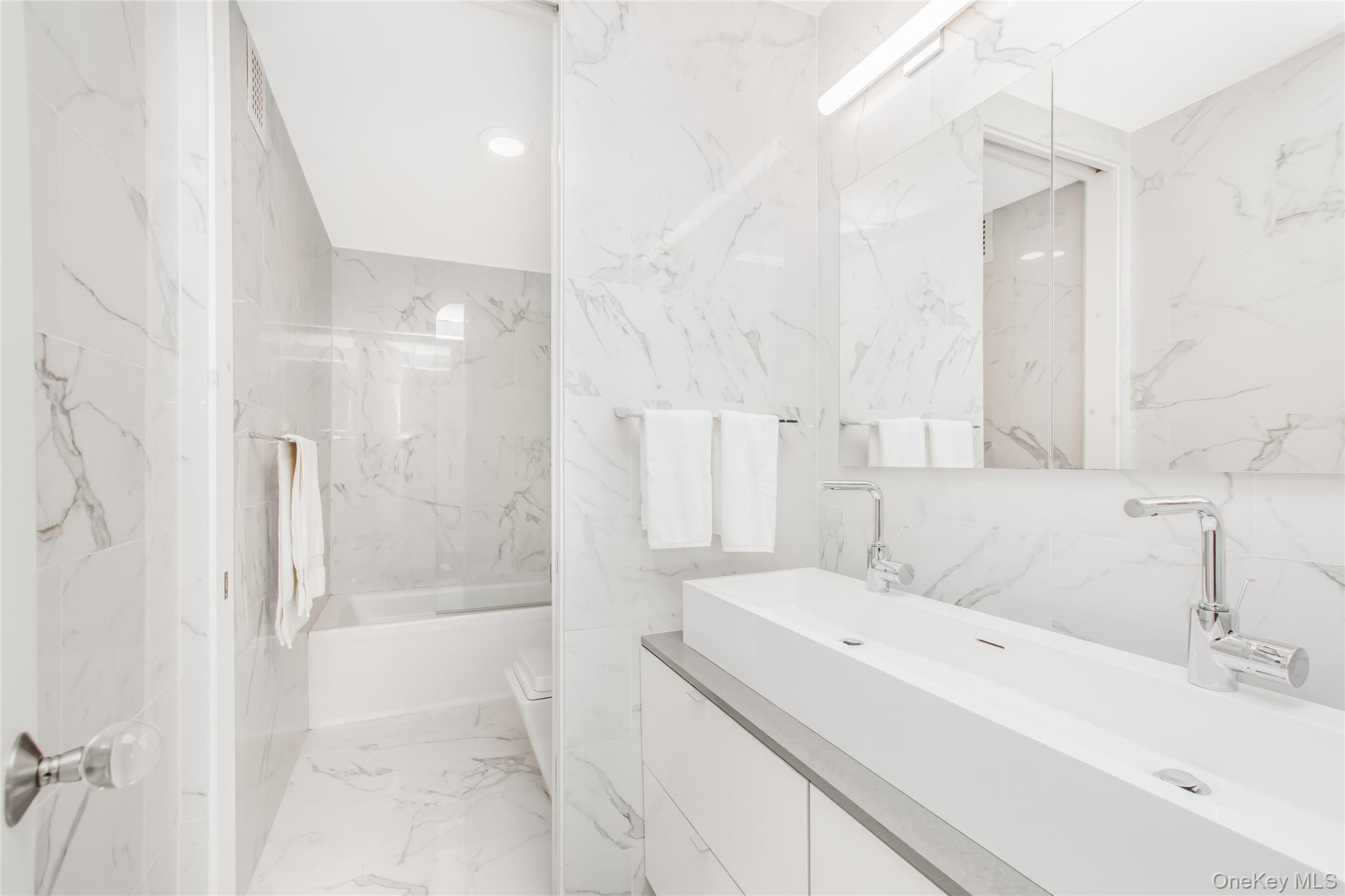 3777 Independence Avenue, Unit 7H photo 9