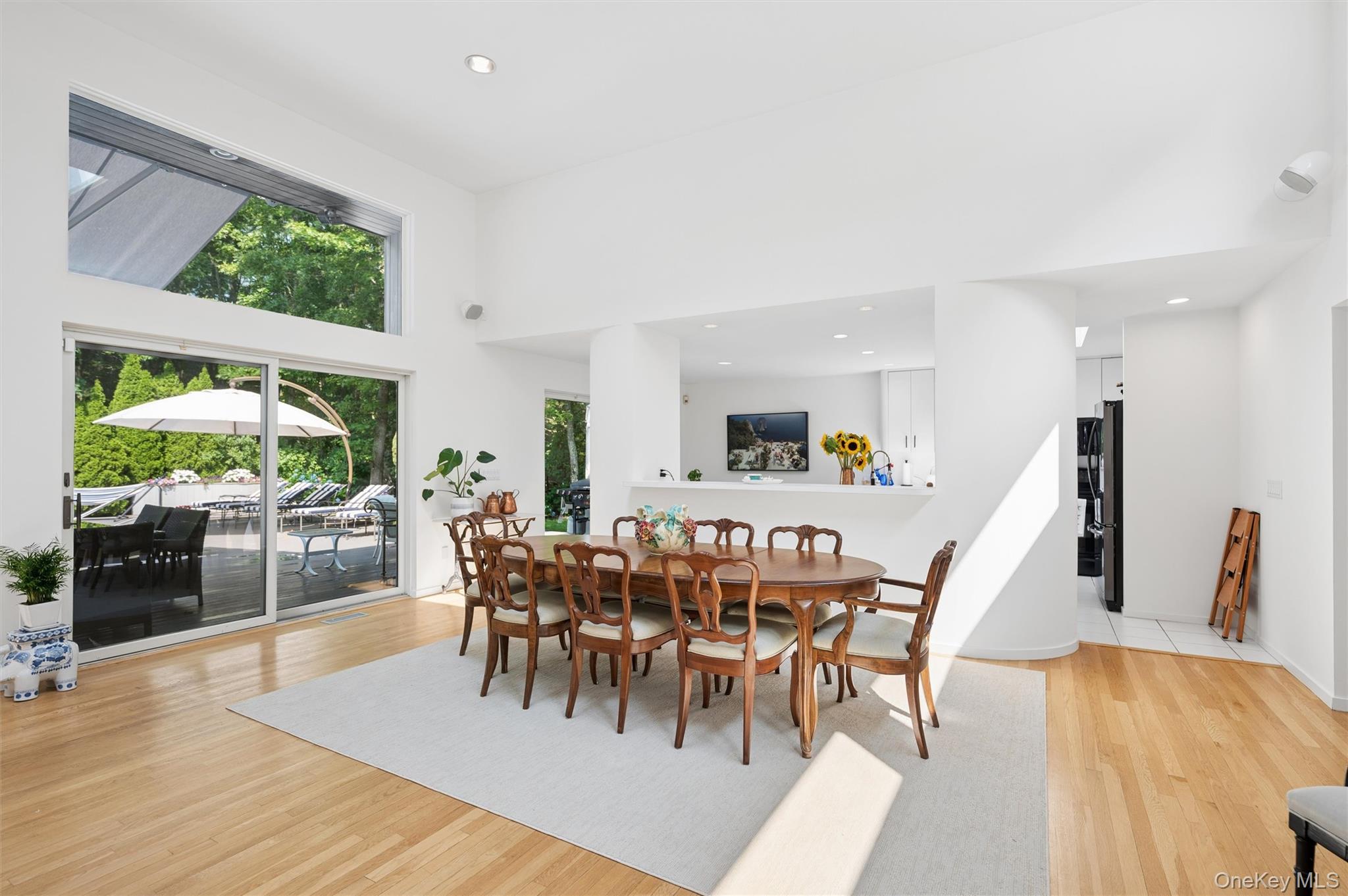 16 Elizabeth Lane – For Rent photo 6