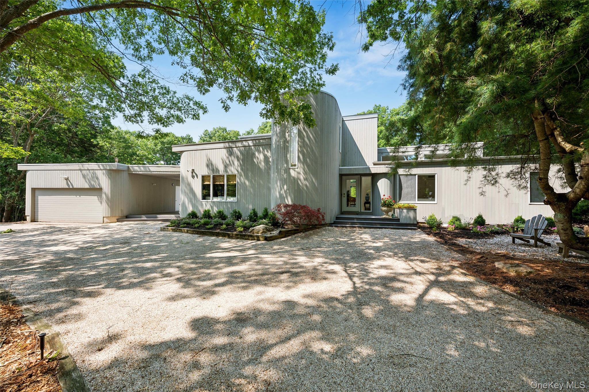 16 Elizabeth Lane – For Rent photo 2