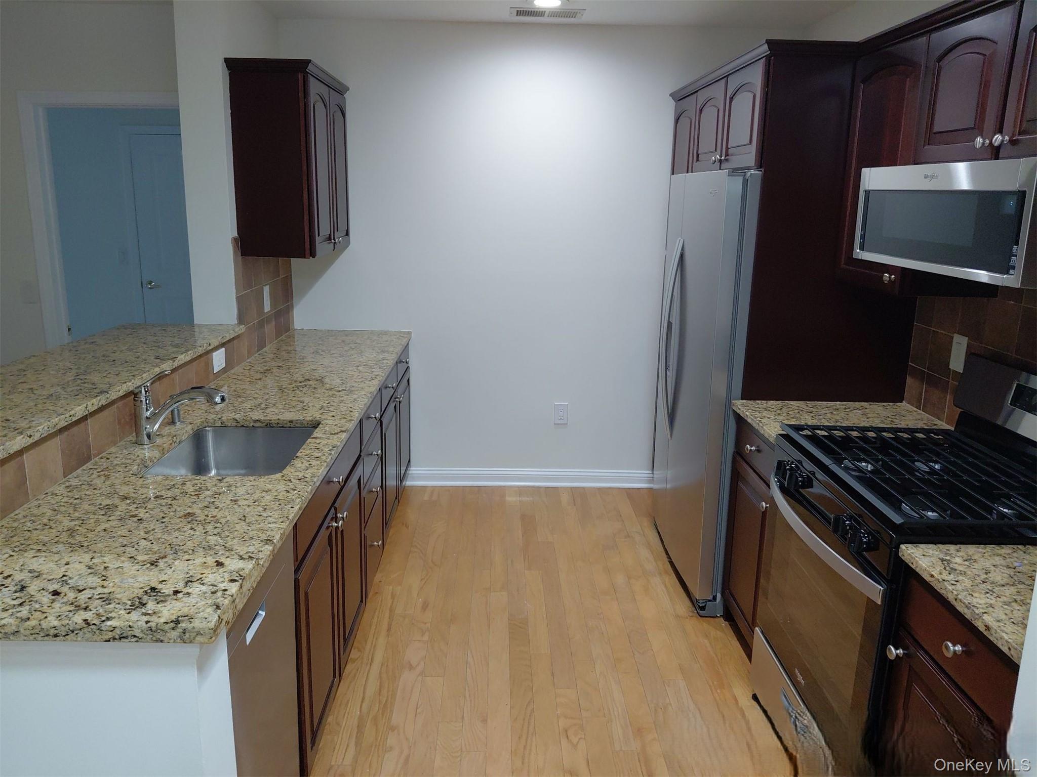 3109 Leeward Drive – For Sale photo 4