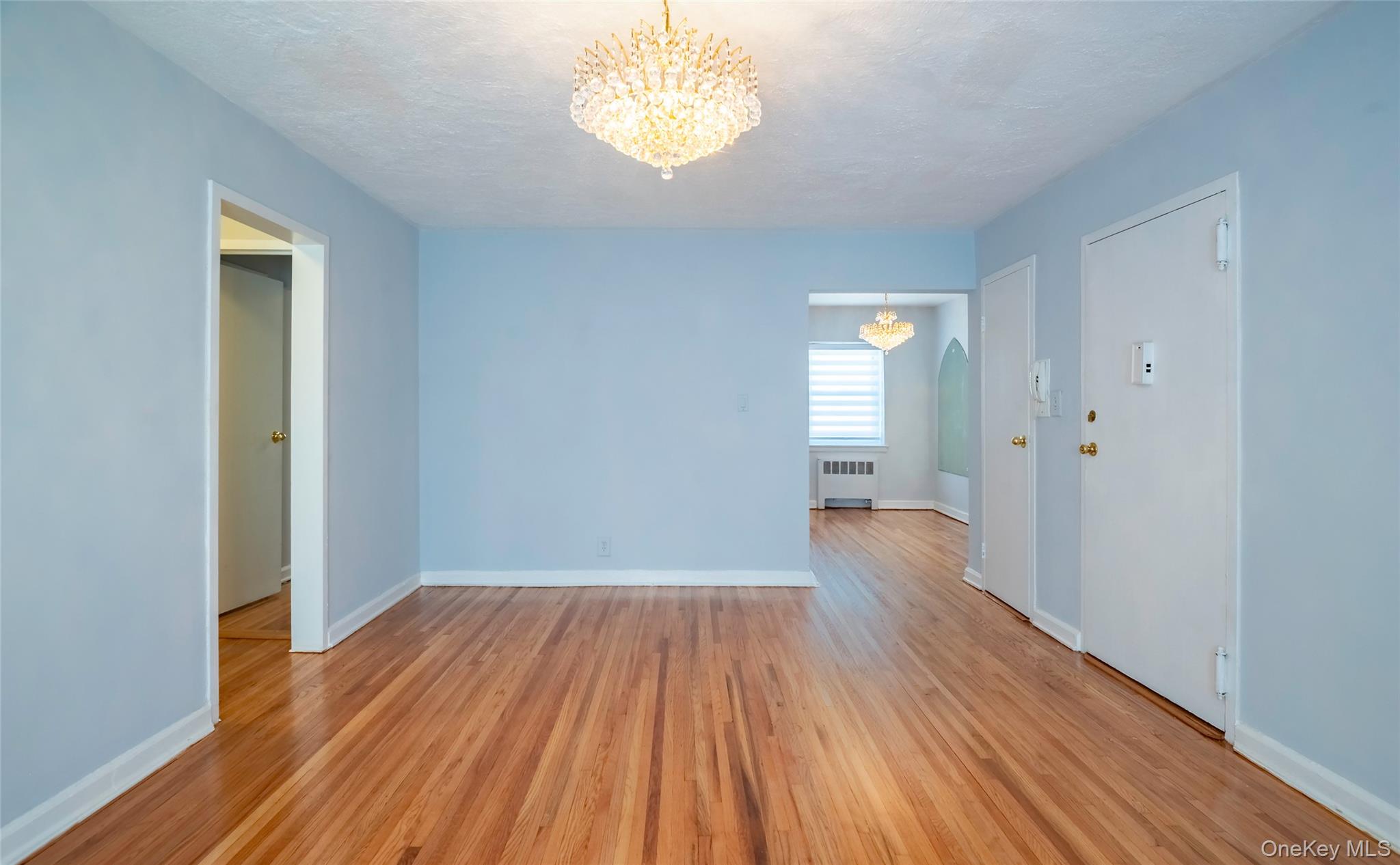 221 Middle Neck Road, Unit G5 photo 11