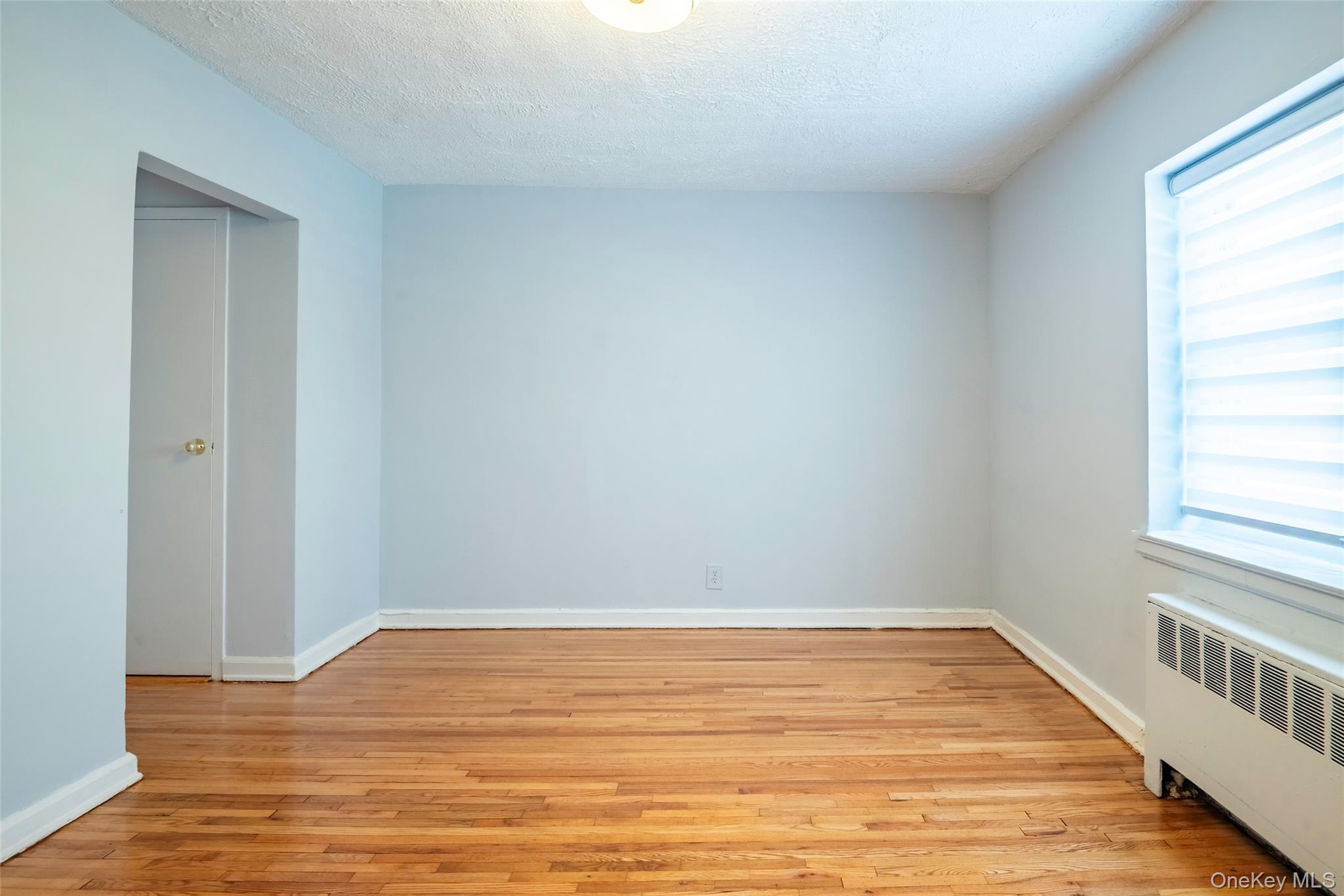 221 Middle Neck Road, Unit G5 photo 23