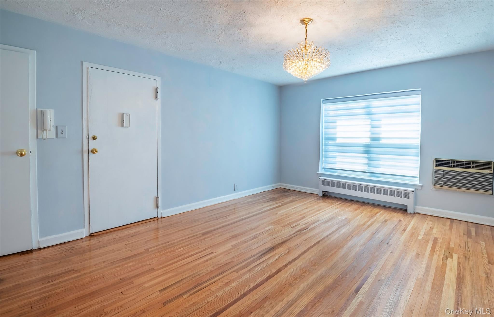 221 Middle Neck Road, Unit G5 photo 4