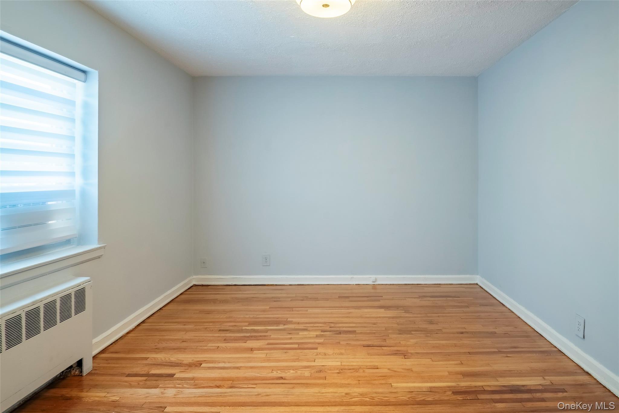 221 Middle Neck Road, Unit G5 photo 22
