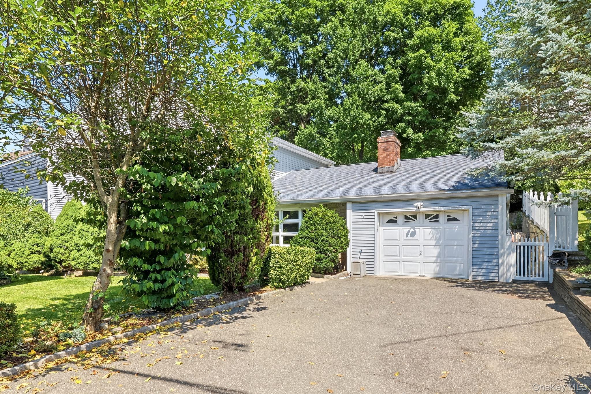 75 Glen Forest Street – For Sale photo 2