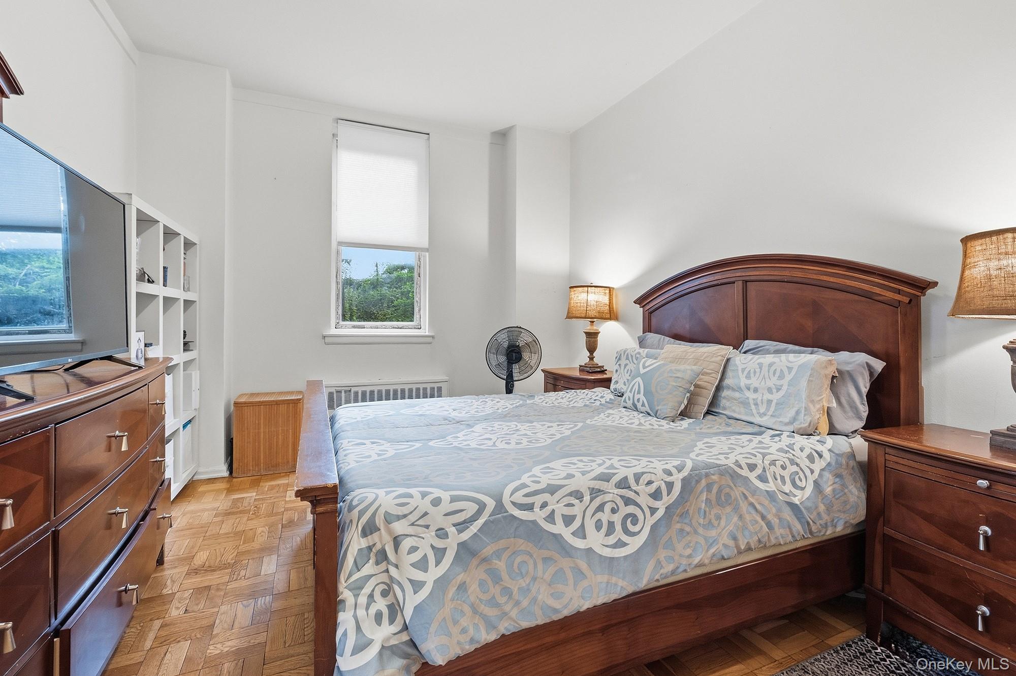55 Knolls Crescent, Unit 1B photo 14