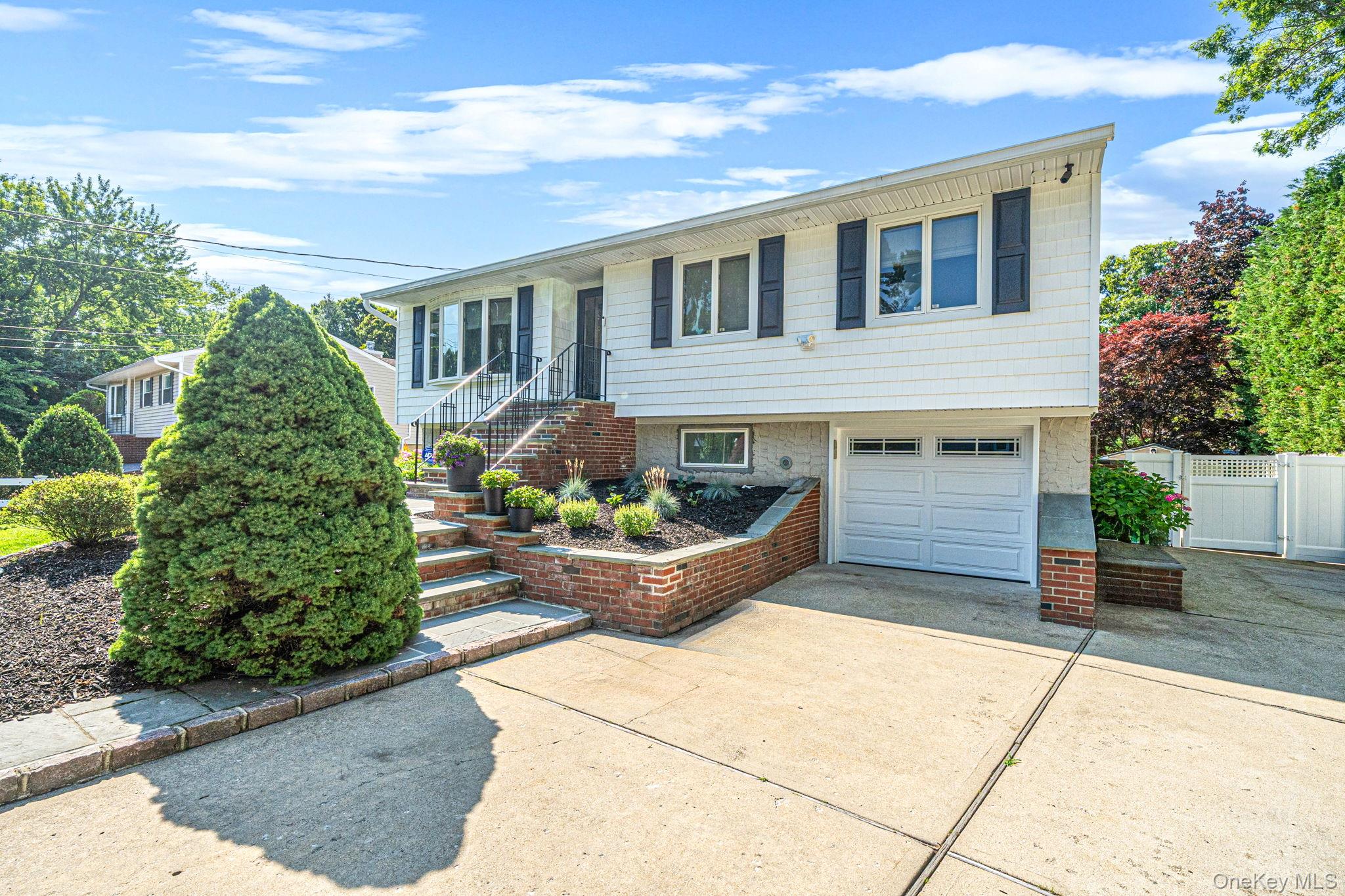 22 Milburn Road – For Sale photo 3