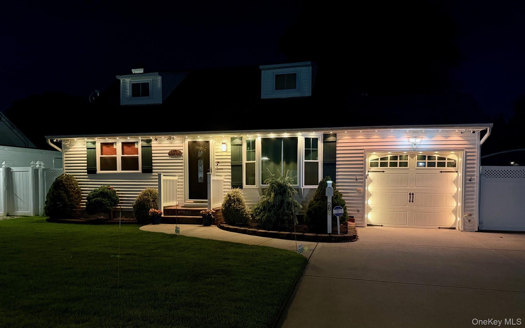 28 Central Avenue – For Sale photo 28