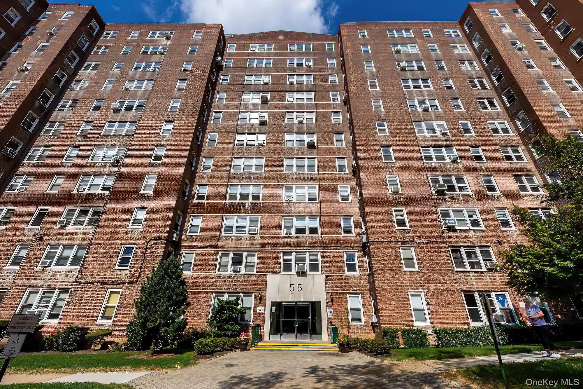 55 Knolls Crescent, Unit 1C photo 21