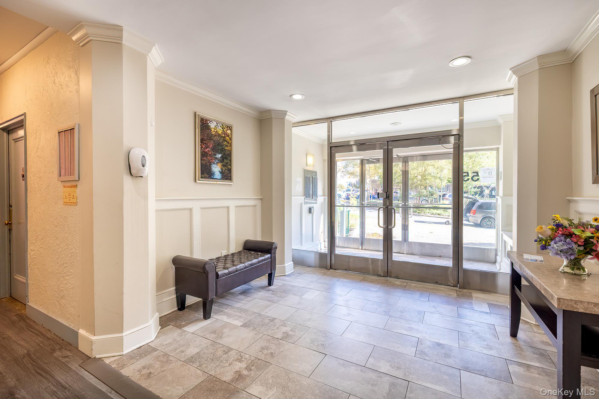 55 Knolls Crescent, Unit 1C photo 18