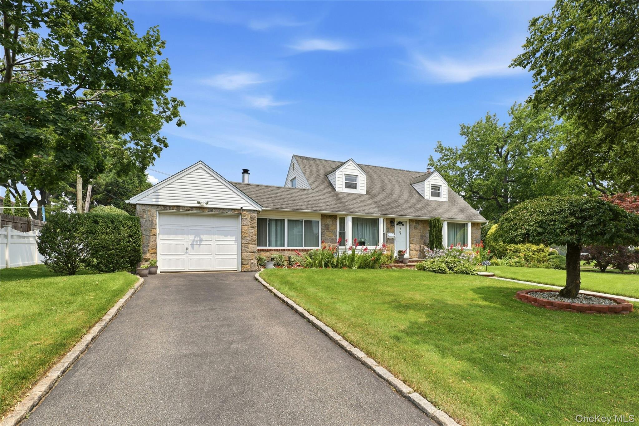 70 Birchwood Drive – For Sale photo 2